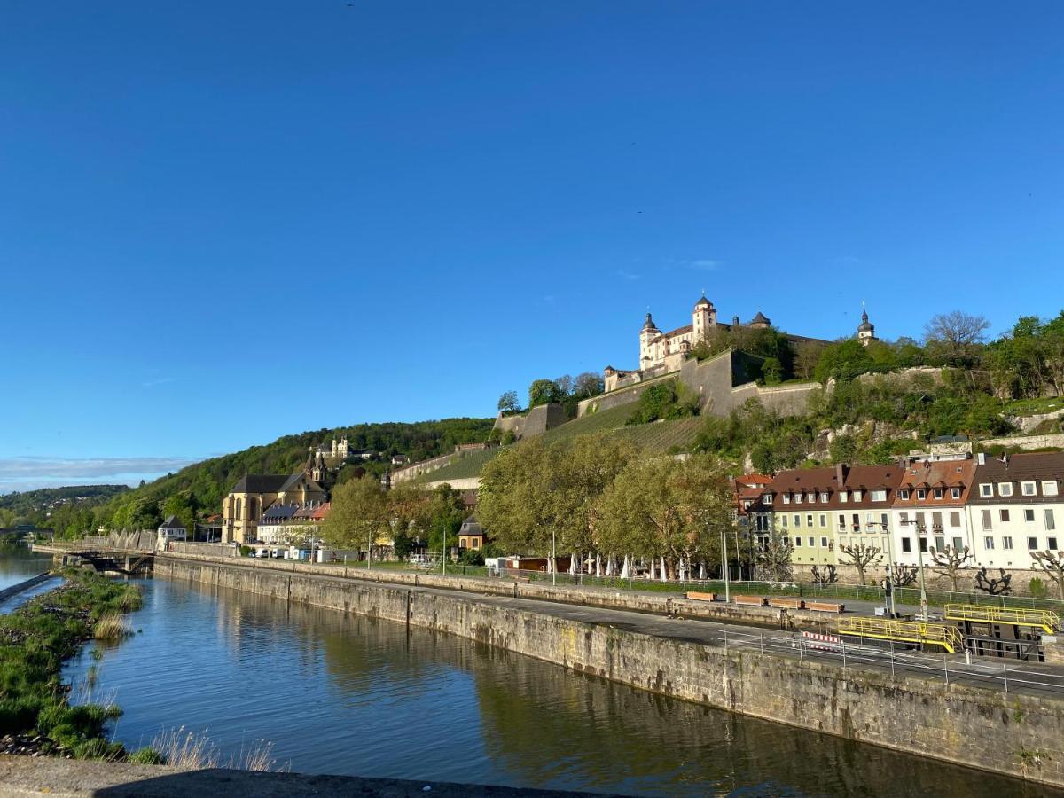 Dachtraum Waldner Appartement Würzburg Buitenkant foto