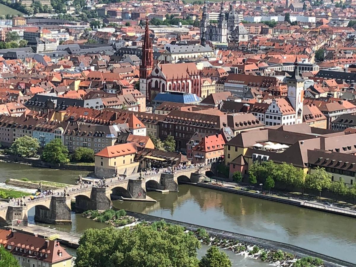 Dachtraum Waldner Appartement Würzburg Buitenkant foto